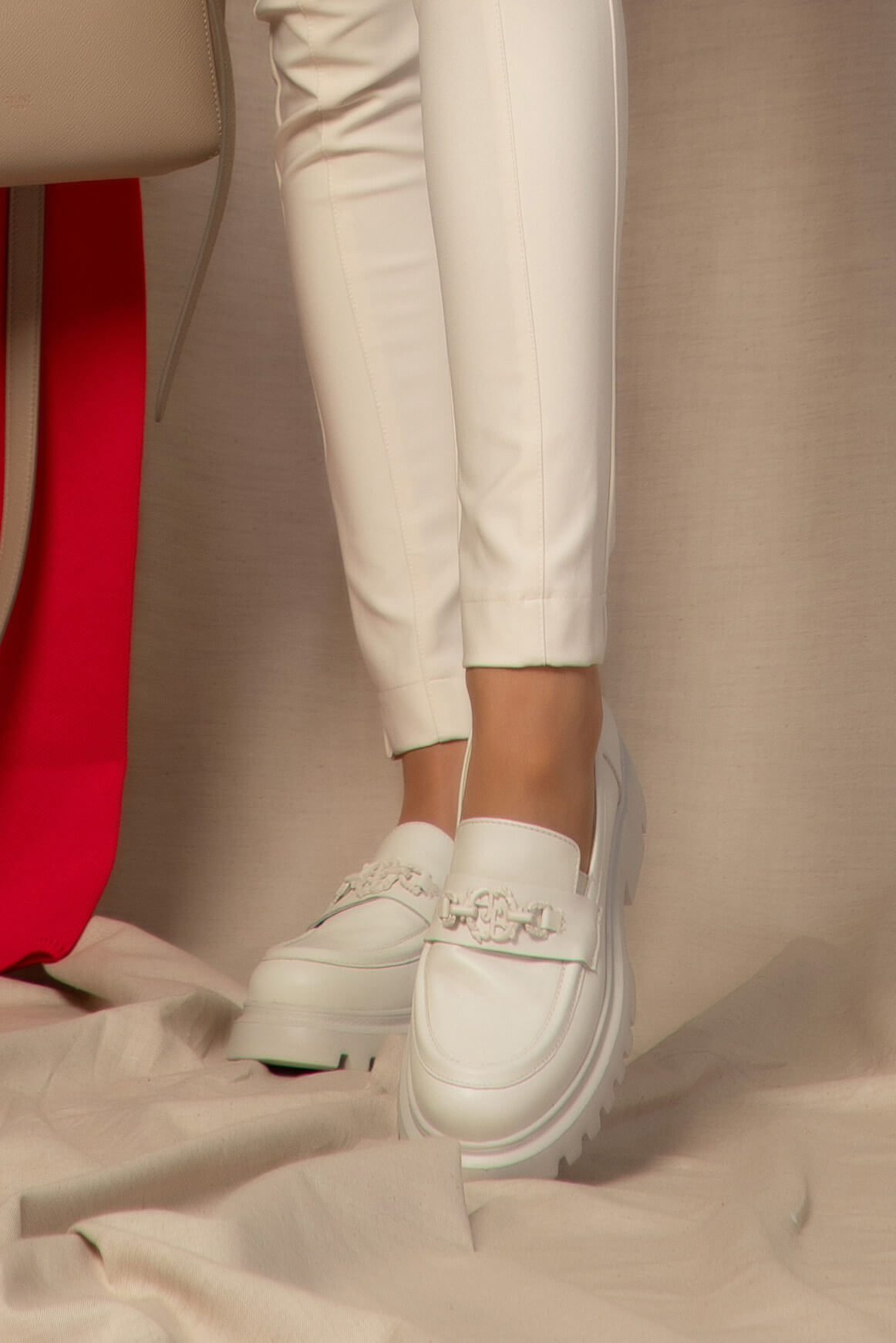 Luxury Step Loafers - Soft Beige - Imagine 12