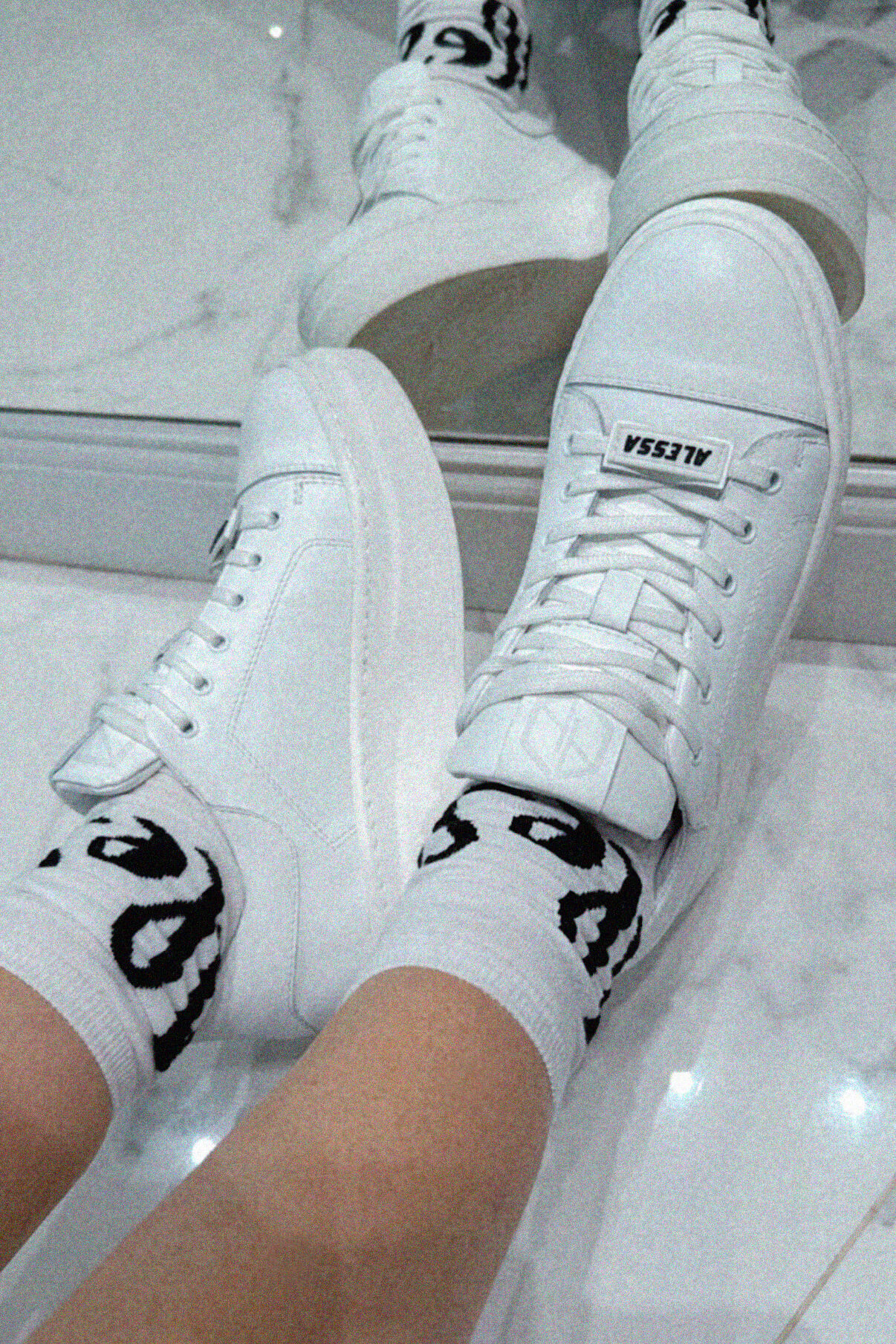 Everyday Luxe Sneakers - White - Imagine 14
