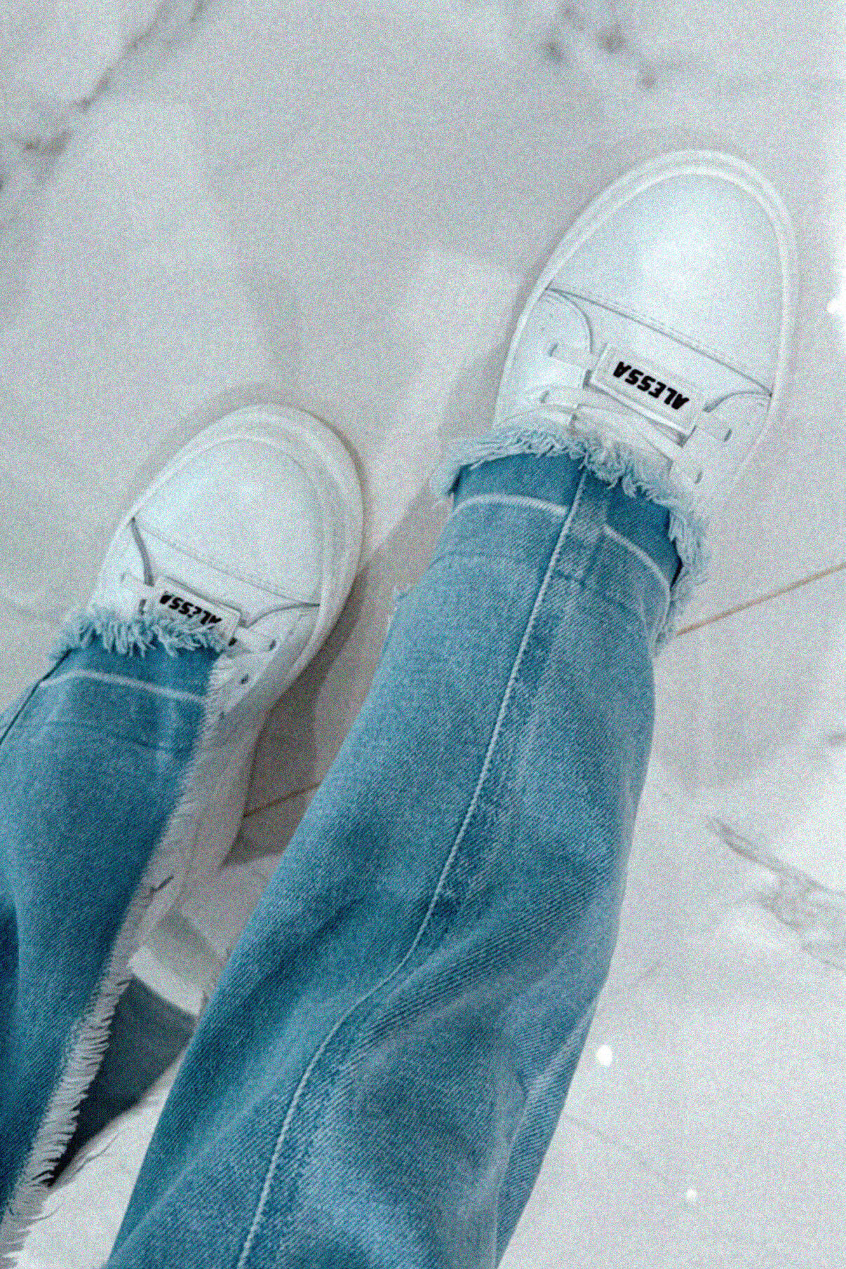 Everyday Luxe Sneakers - White - Imagine 13