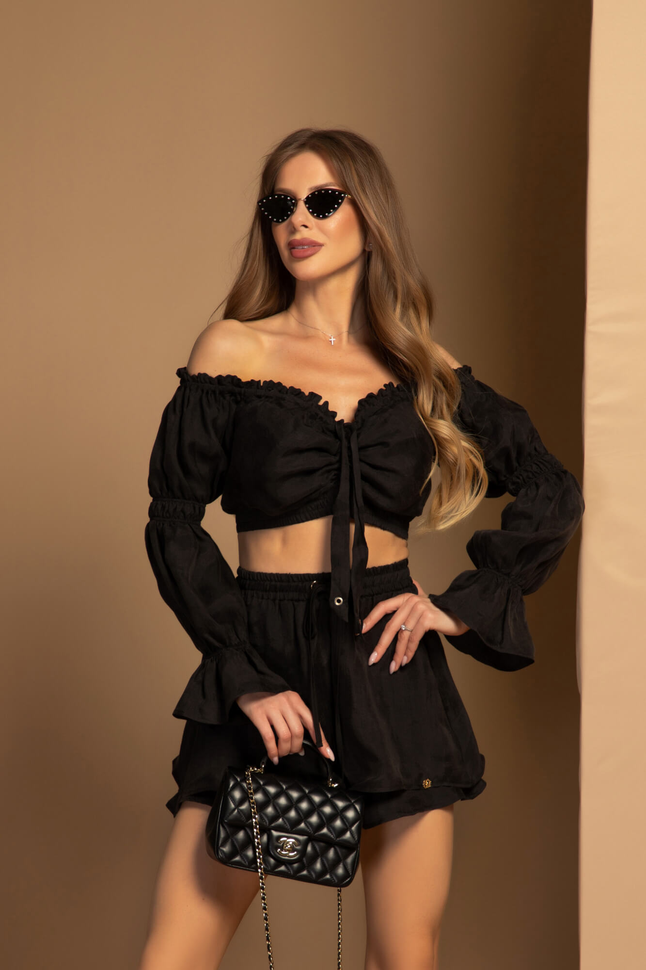 Urban Oasis Ruffles Pantaloni Scurți - Black - Imagine 12