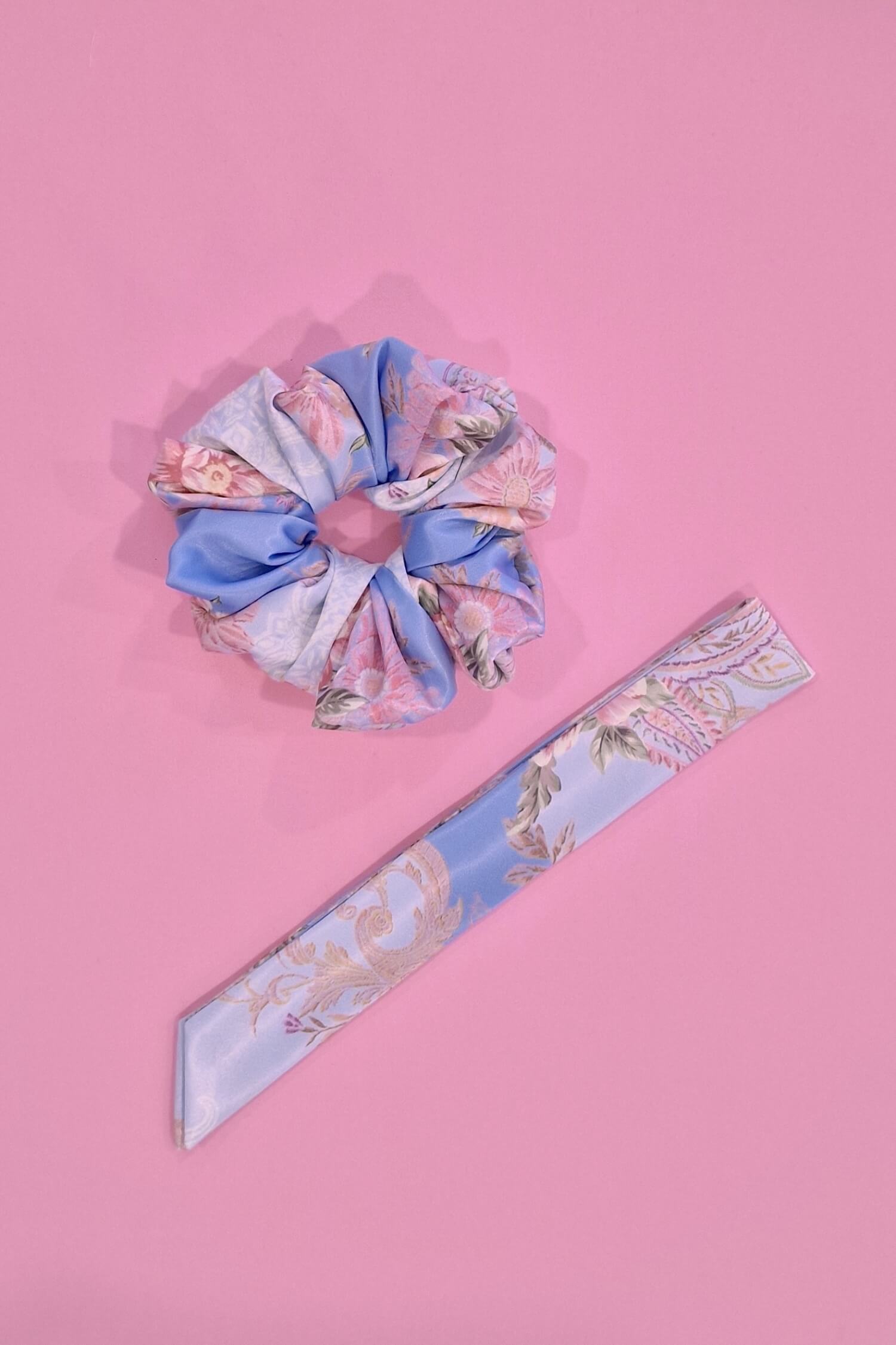A Touch of Romance Scrunchie-Fundă - Vista Blue - Imagine 5