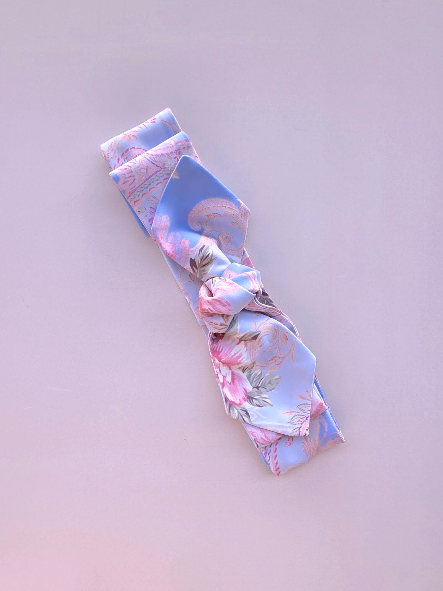 A Touch of Romance Bentita Pentru Par - Vista Blue - Imagine 4