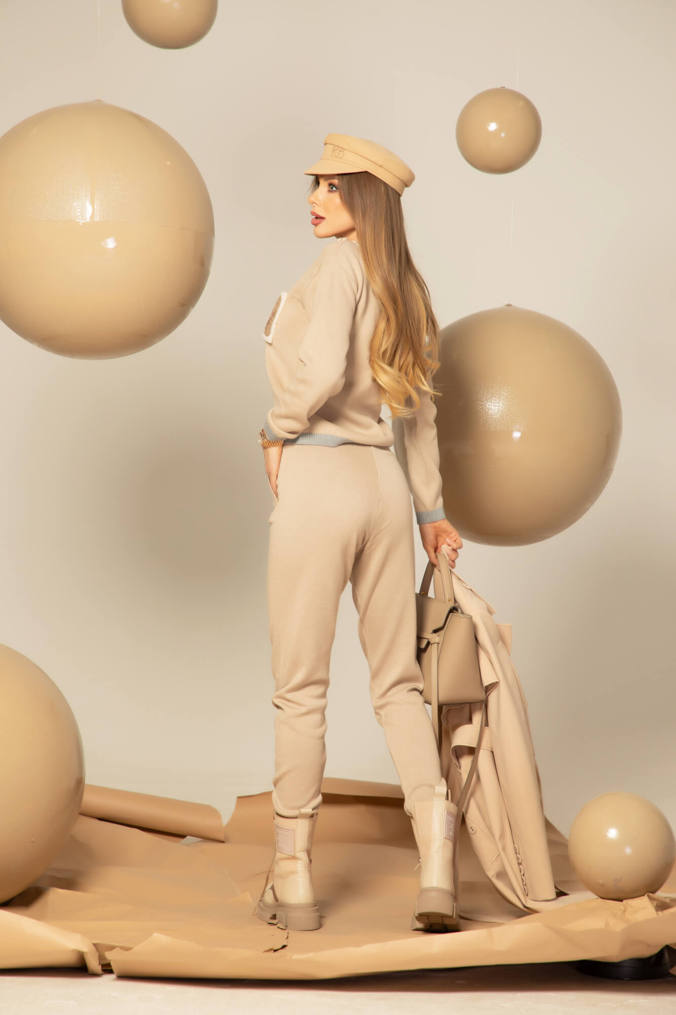 Winter Hug Handmade Pulover Tricotat - Nude - Imagine 17