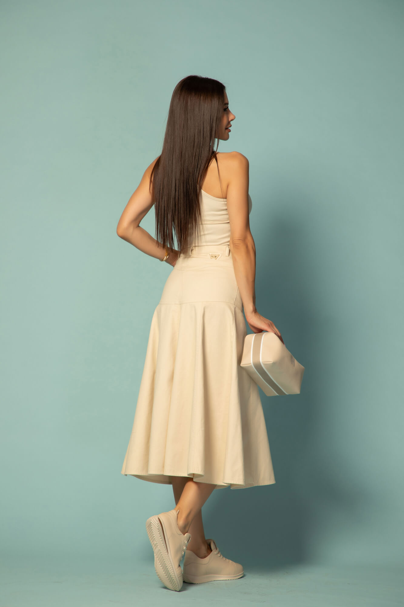 Casual Allure Top cu Decupaj Seducător - Soft Beige - Imagine 13