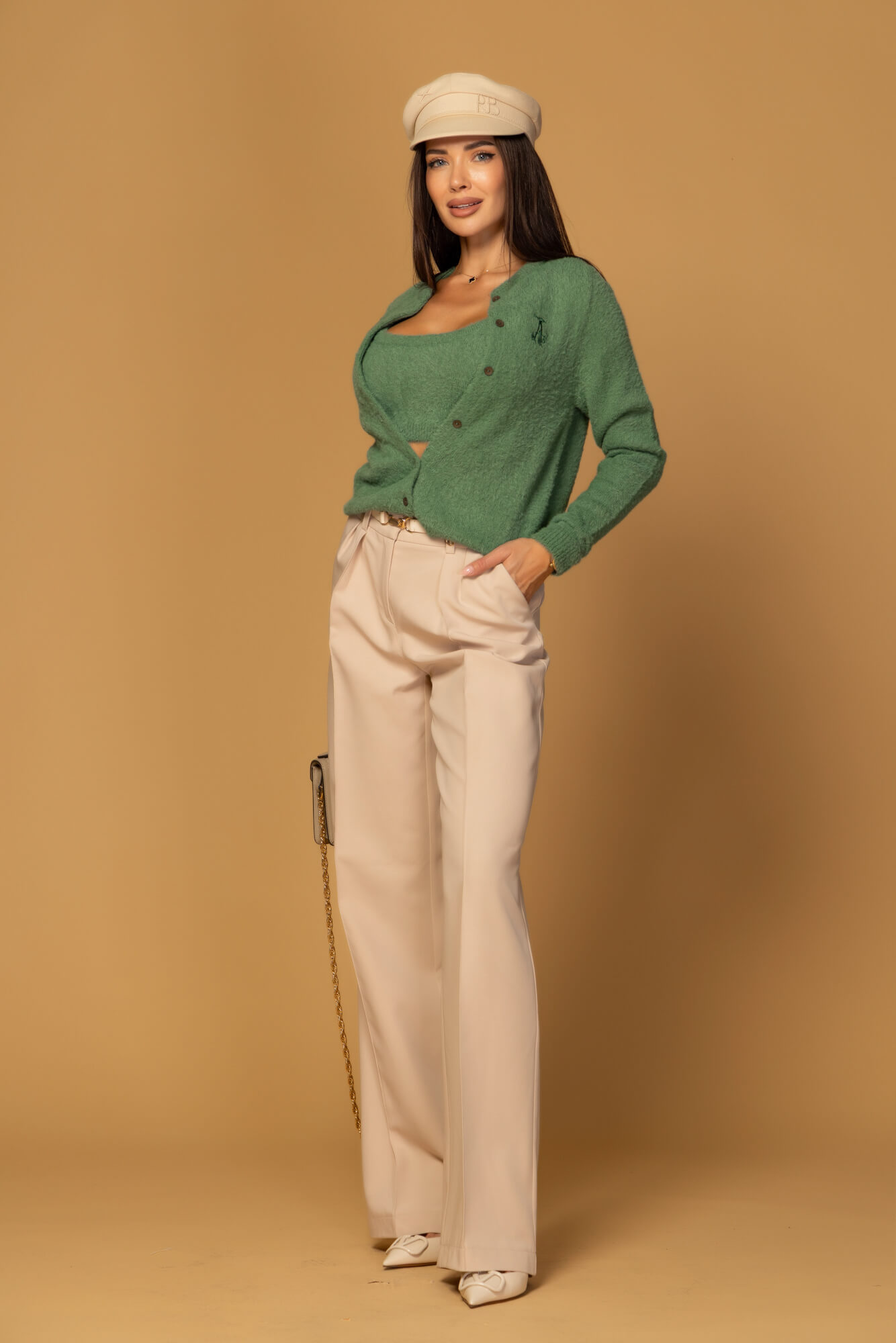 Emblem Knit Crop top din tricot moale și pufos - Green - Imagine 29
