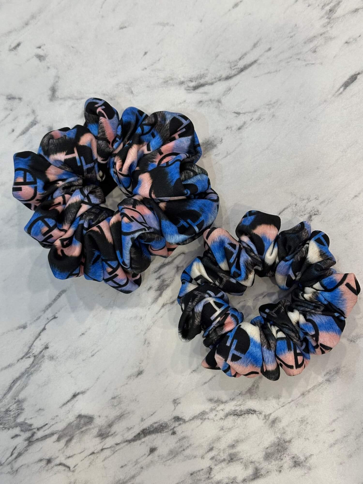 Affection scrunchie - mare - Imagine 11