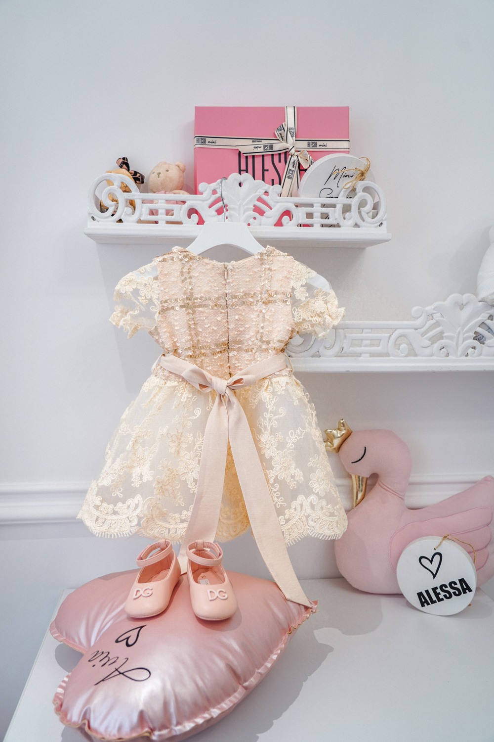 Devilish Beauty Alessa mini rochie din buclé și dantelă - Imagine 5