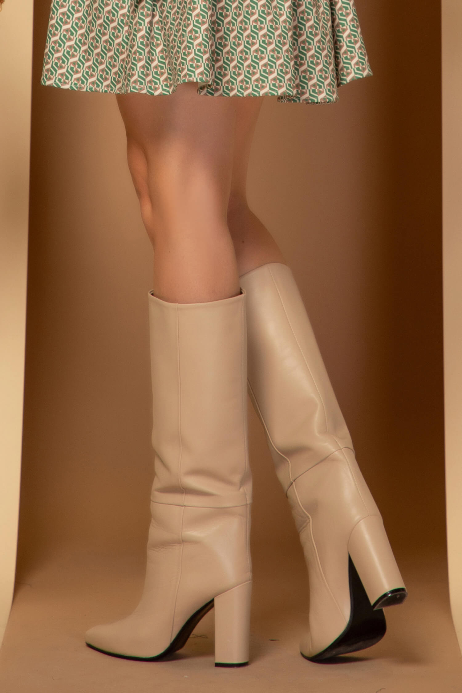Graceful Garments Cizme - Soft Beige - Imagine 19