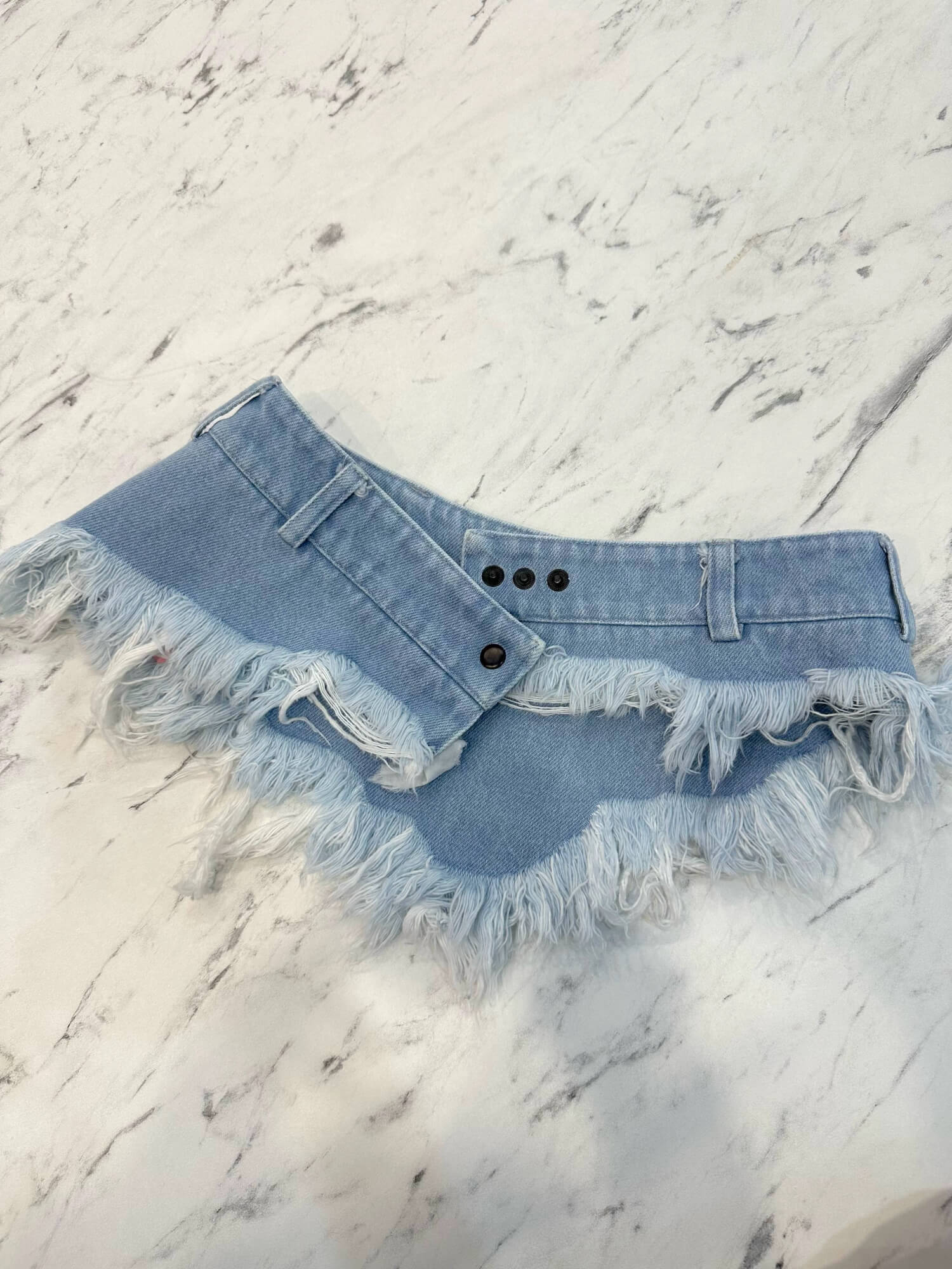Fierce Femininity Accesoriu Din Denim - Light Blue - Imagine 5
