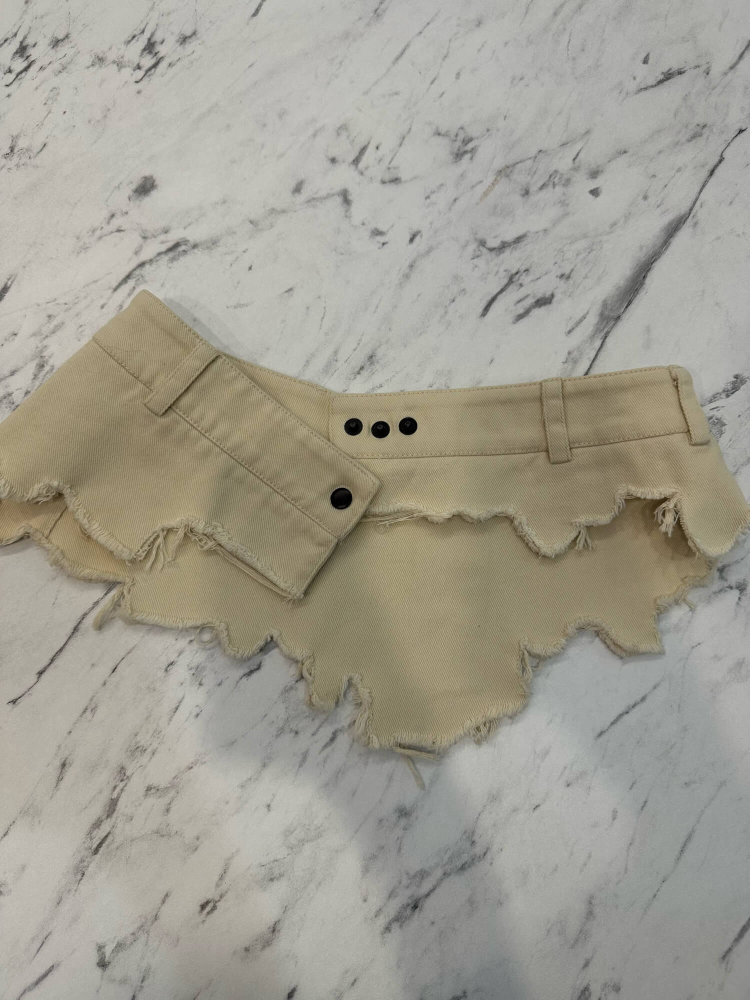 Fierce Femininity Accesoriu Din Denim - Soft Beige - Imagine 23