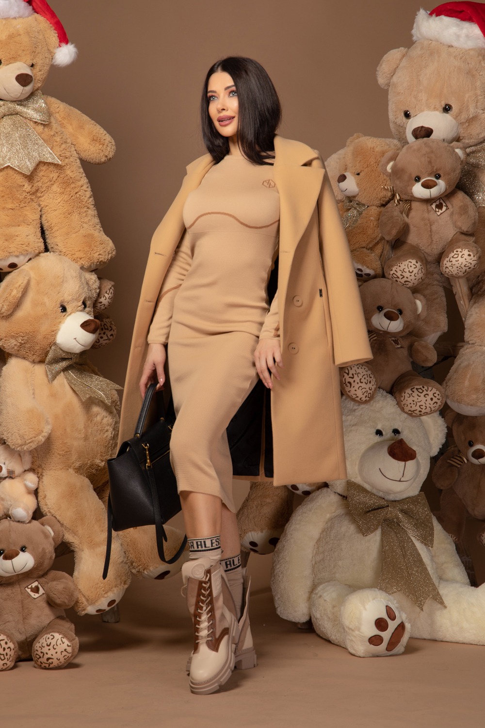 Pull Me Closer Midi Rochie din tricot - Nude - Imagine 17