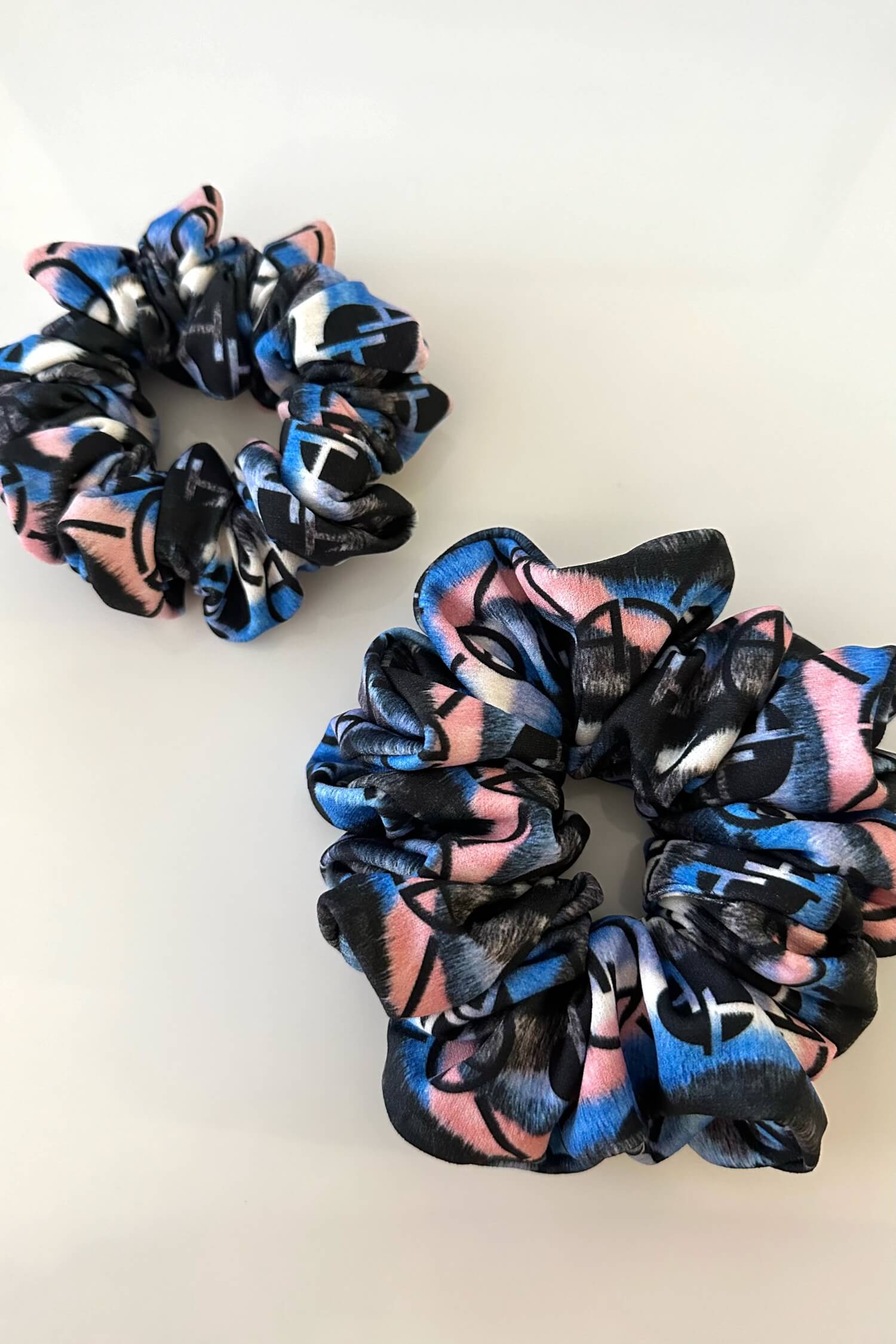 Affection scrunchie - mare - Imagine 9