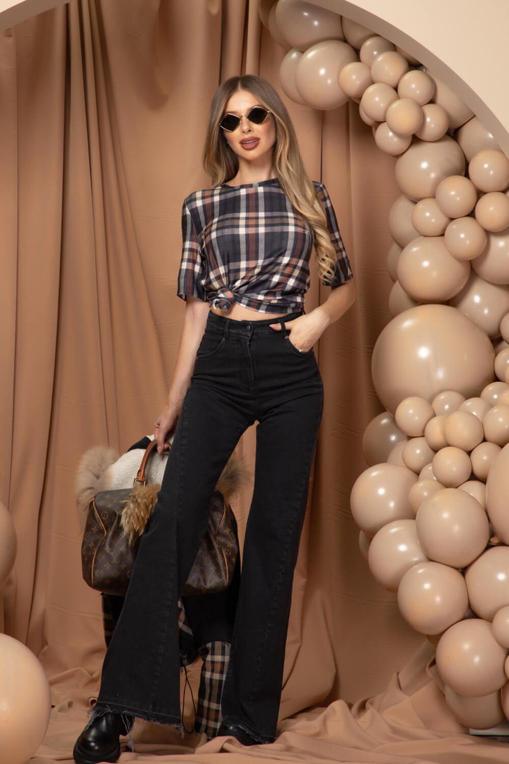 Show-Stopper Blugi - Imagine 12