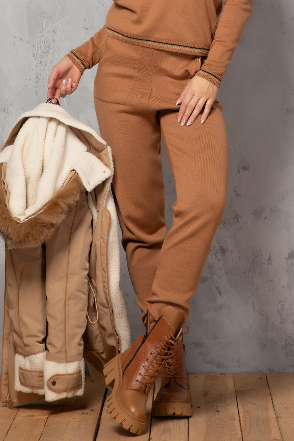 Elite Embrace Pantalon Din Tricotaj - Mocha - Imagine 18