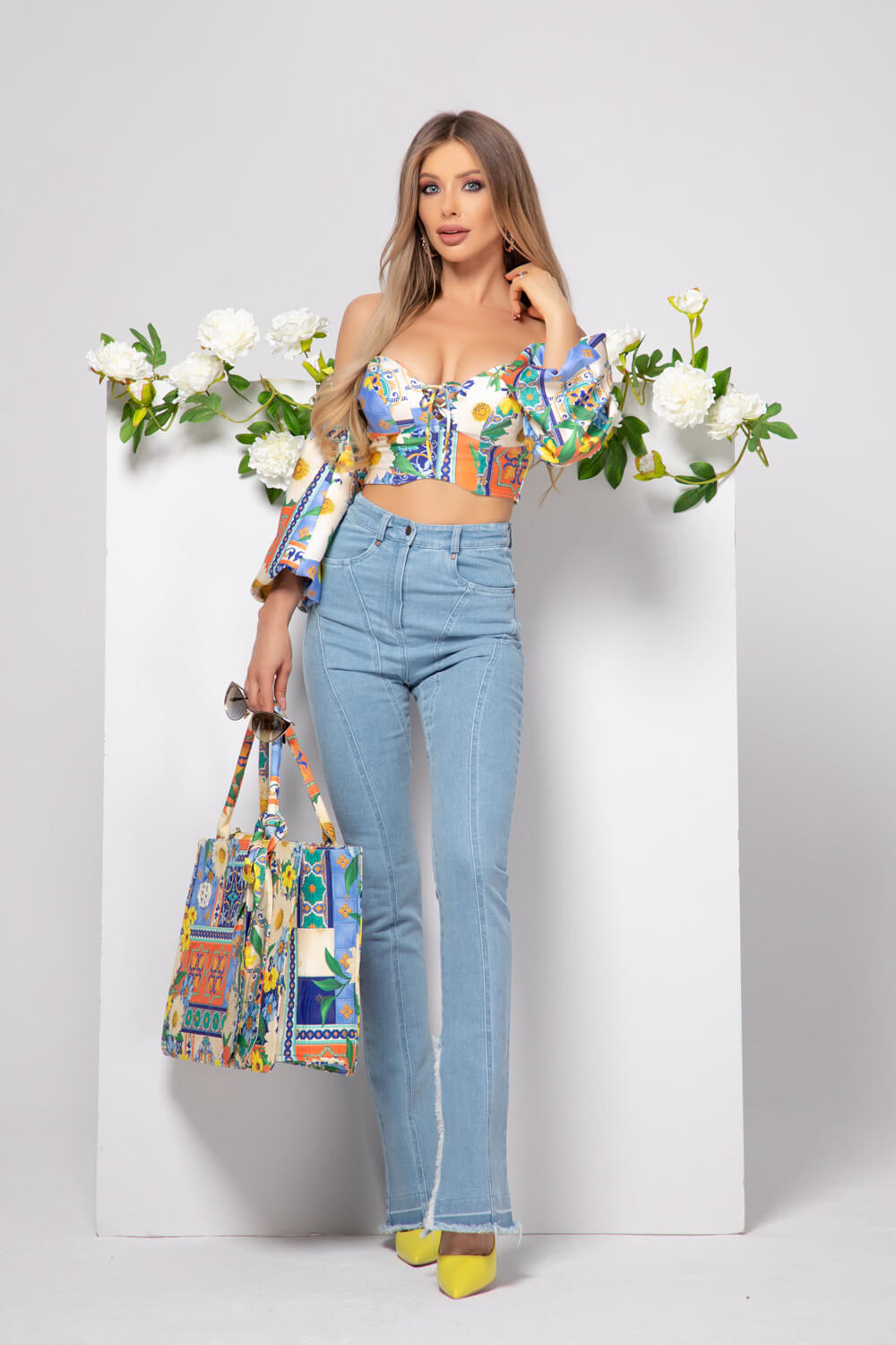 Magnetic Love Crop Top - Imagine 14