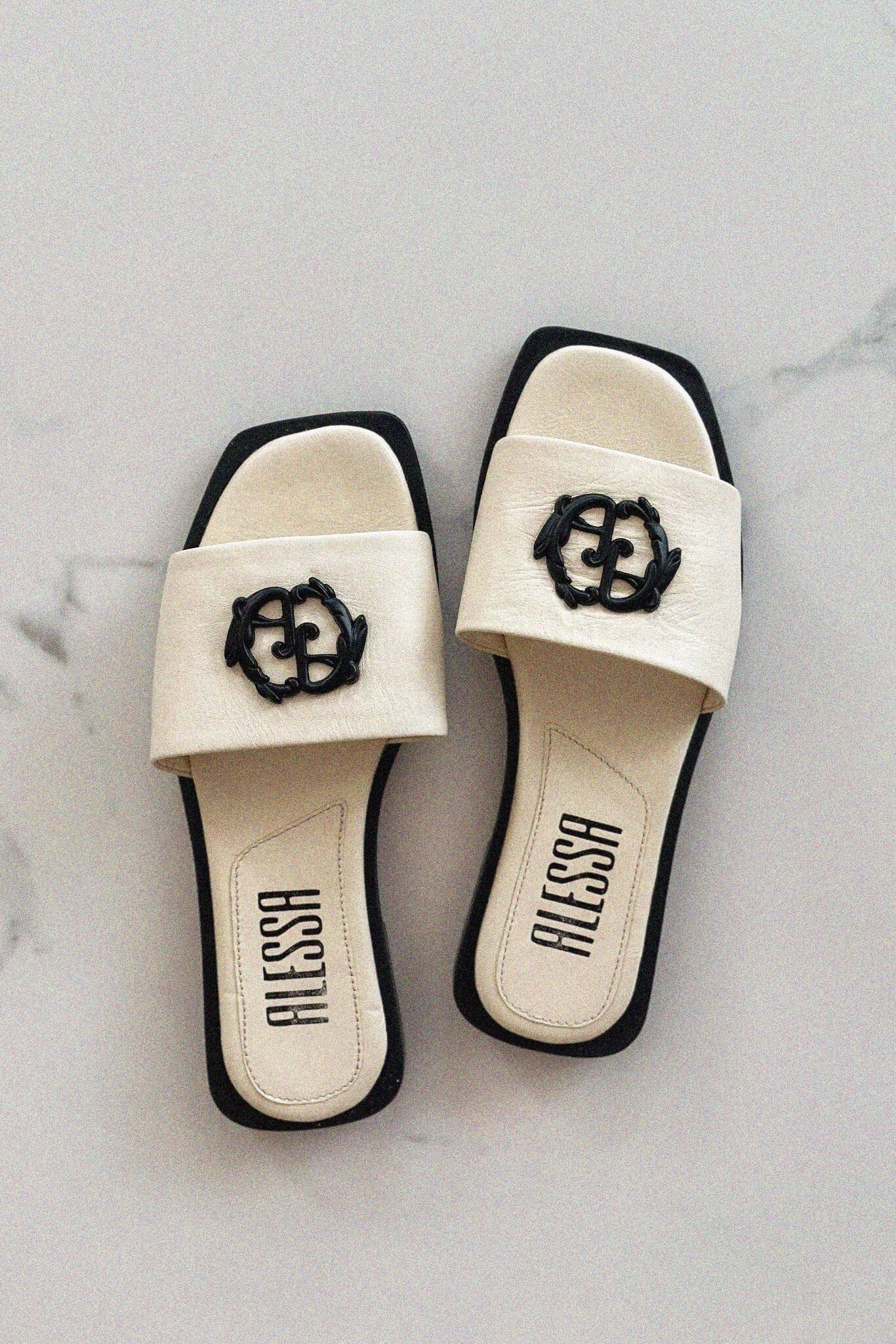 Rococo Logo Papuci - Soft Beige - Imagine 15