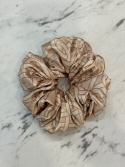 Over The Rainbow Scrunchie Mare - Luxury Nude