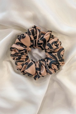 Alessa luxury Scrunchie - mic