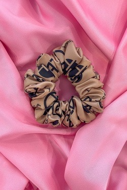 Alessa religion scrunchie nude - mare