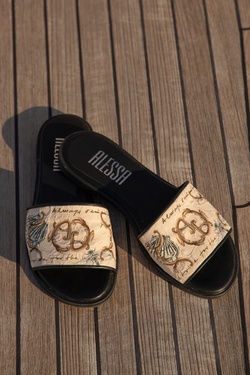 All I Want Is A Yacht Papuci - Beige