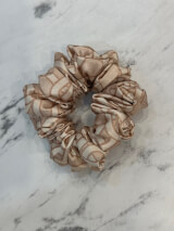Over The Rainbow Scrunchie mic - Luxury Nude - Imagine 3
