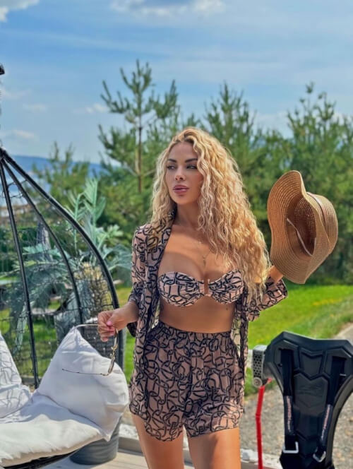 Breezy Charm Top de Costum de Baie - Alessa Luxury